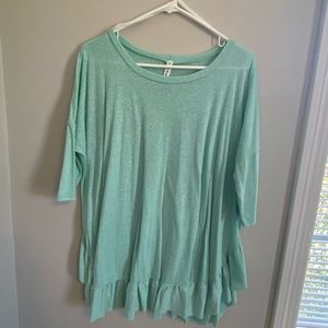 Light turquoise top